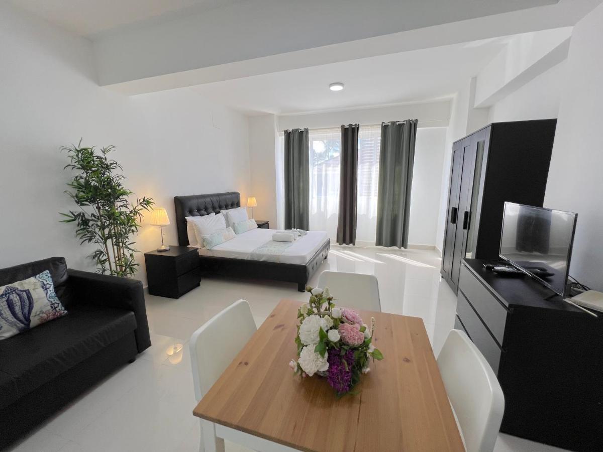 Vacation Studios With Rooftop Pool, Beach Club, Spa, Restaurants - Ducassi Collection - Playa Los Corales Punta Cana Buitenkant foto